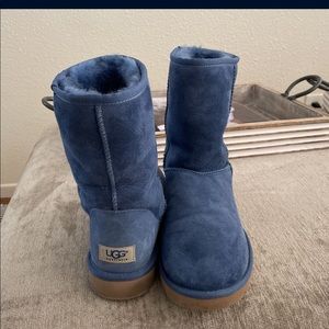 Ugg boots.